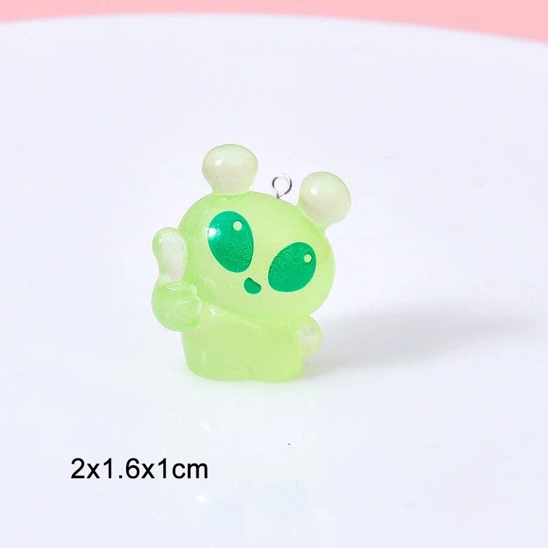 10Pcs Cute Mini Green Alien Re - Resin Art Handmade ulasan dan harga