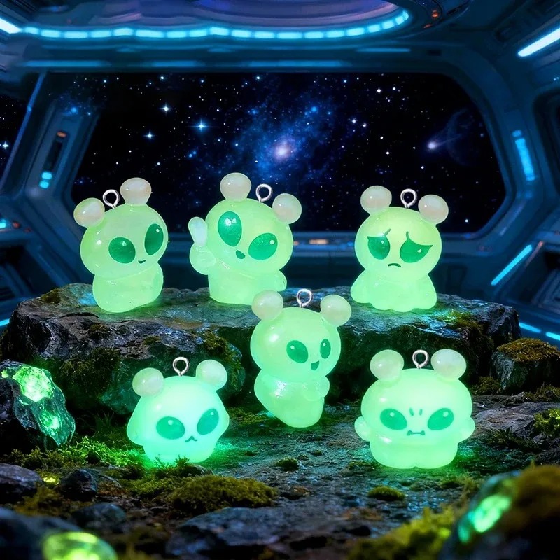 10Pcs Cute Mini Green Alien Re - Resin Art Handmade ulasan dan harga