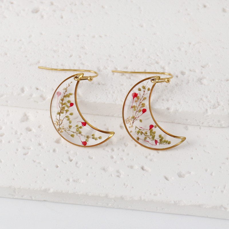 Cute Moon Earring With Dried F - Dried Flower Pressed ulasan dan harga